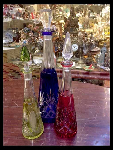 II.1293 BOTELLAS DE CRISTAL