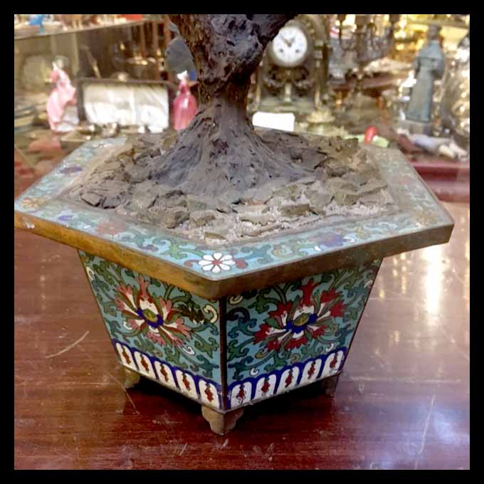 II.1294 ARBOLITO DE PIEDRA DURA