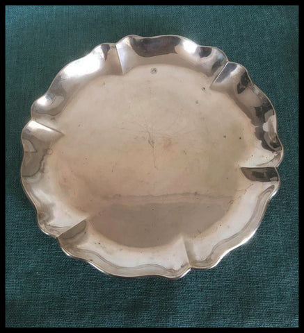 II.2975  BANDEJA DE PLATA