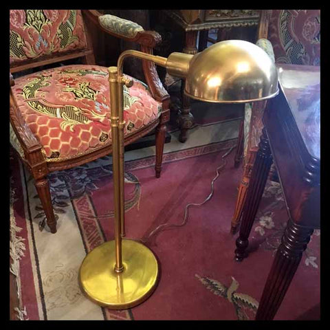 II.1311 LÁMPARA DE PIE DE BRONCE