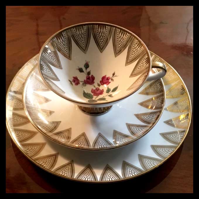 II.1313 TAZA Y PLATO DE PORCELANA BAVARIA