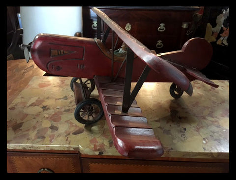 II.1316 AVIÓN DE MADERA