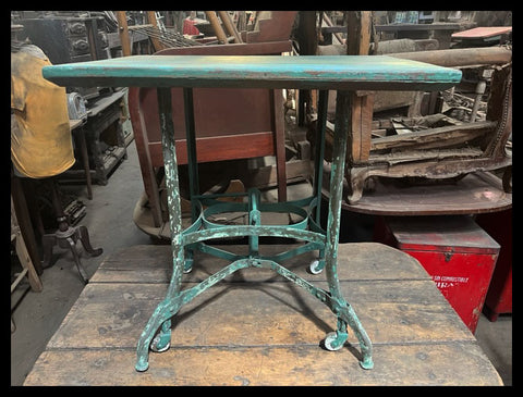 I.3776 MESA TURQUESA