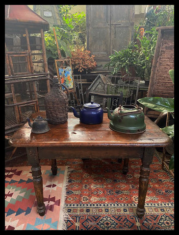 I.3078   MESA CHILENA RÚSTICA