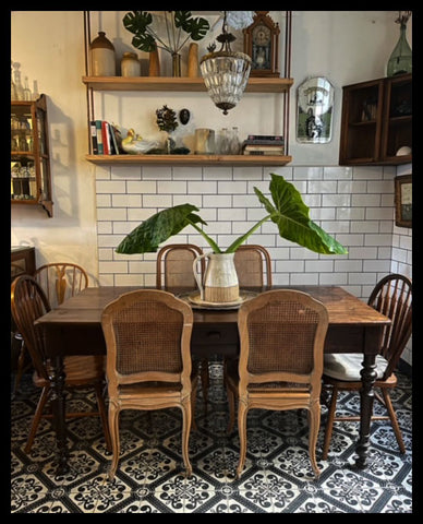 I.3848 MESA CHILENA CON CAJÓN