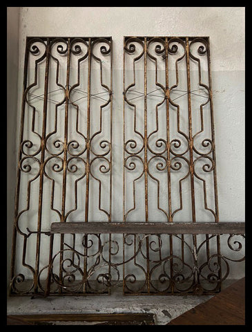 II.2945   REJAS COLONIALES