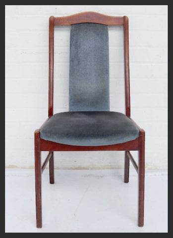 I.1871 SILLAS DE MADERA Y FELPA