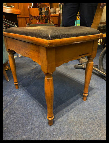 I.3119   PISO DE PIANO