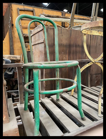 I.3171   SILLA DE FIERRO VERDE