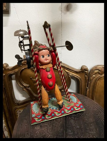 II.3026   JUGUETE A CUERDA