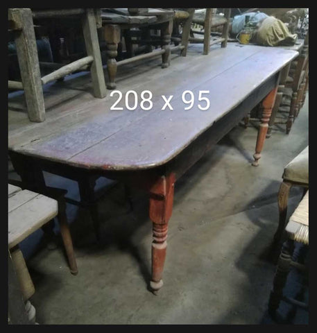 I.1779 MESA PATAS ROJAS