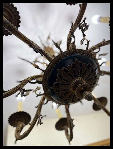 II.3044   LÁMPARA COLGANTE FRANCESA E 8 LUCES