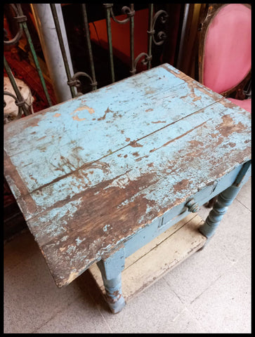 I.4029 MESITA CELESTE CON CAJÓN