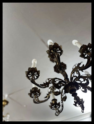 II.3052   LÁMPARA DE BRONCE FRANCESA 8 LUCES