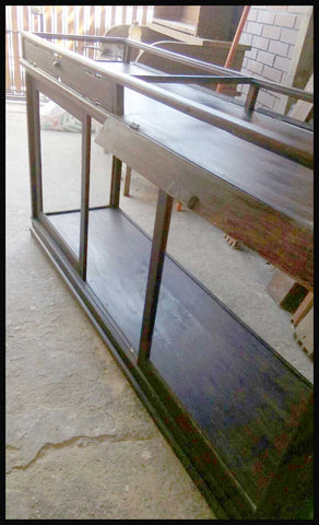 I.1379 VITRINA DE ALMACÉN