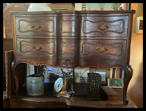 I.3869 CÓMODA ESTILIZADA DE DOS CAJONES