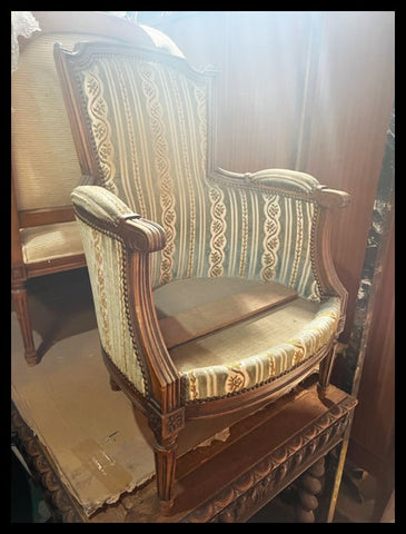 I.4032 PAR DE BERGERES FRANCESES