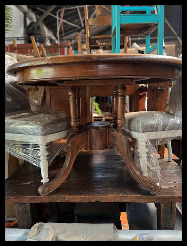 I.3876 MESA REDONDA DE MADERA