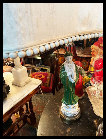 II.3559 LÁMPARA CHINA ANTIGUA, AÑOS 50