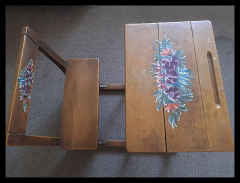 I.3879 PUPITRE PINTADO