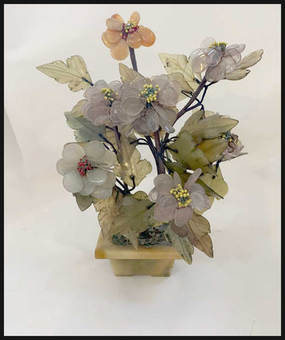 II.2329 ARBOLITO DE PIEDRA DURA