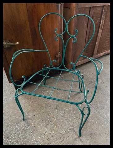 I.3275   PAR DE SILLAS DE FIERRO