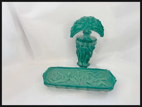 II.2330 JUEGO ART DECÓ VERDE