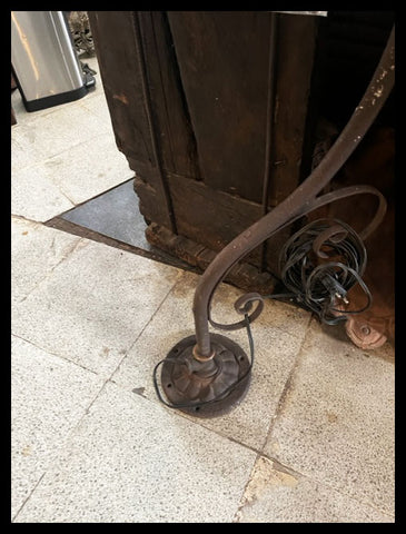 II.3560 FAROL DE MURO