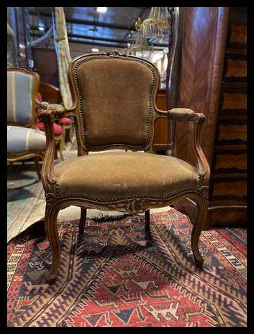 I.3319  PAR SILLAS LUIS XV TAPIZ BEIGE