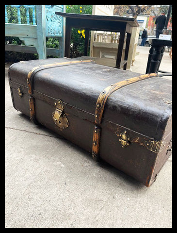 II.3564 BAÚL DE BARCO