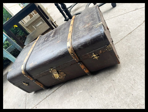 II.3564 BAÚL DE BARCO