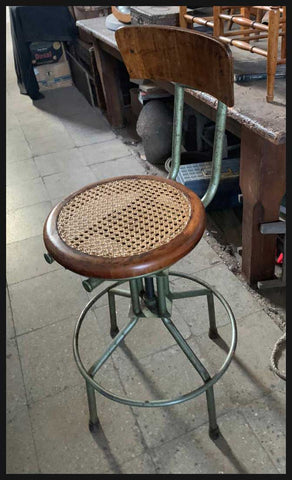 I.1895 SILLA INDUSTRIAL GIRATORIA