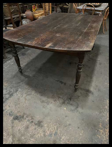 I.3348  GRAN MESA CHILENA OVALADA