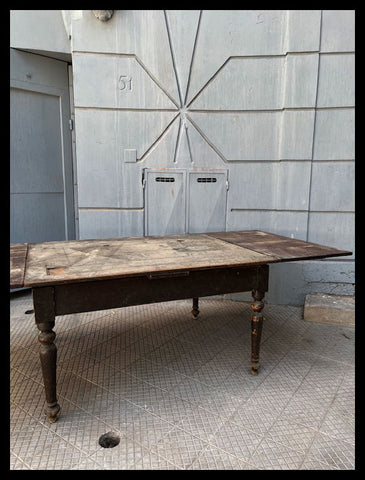 I.3892 GRAN MESA CON CAJONES Y EXTENSIONES