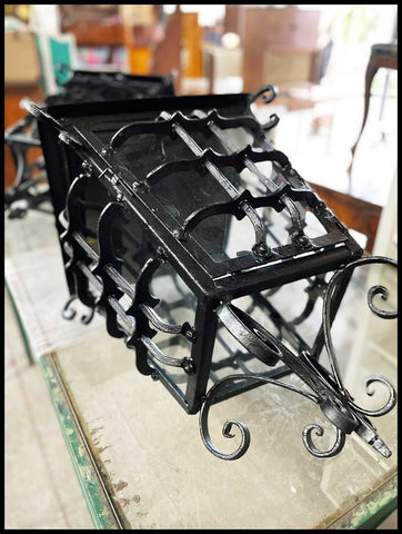 II.3170  FAROLES DE FIERRO