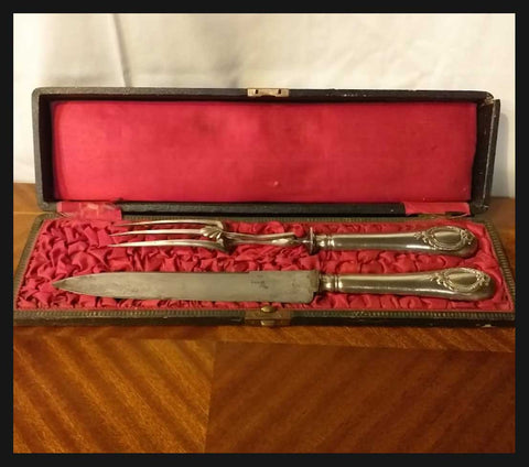 II.2349 CUBIERTOS CAJA ROJA