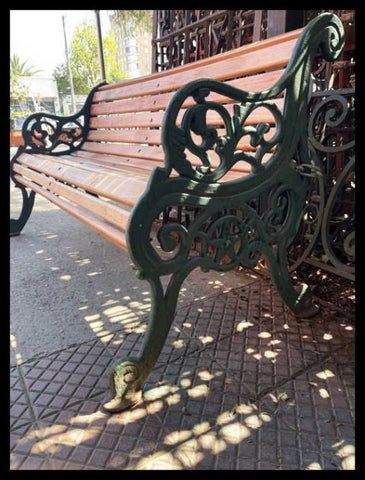 I.3425   ESCAÑO DE PLAZA CLÁSICO