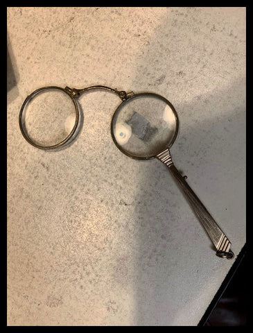 II.3474 LENTES PORTÁTILES DE ORO