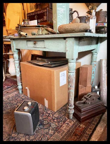 I.3437  ESCRITORIO CELESTE