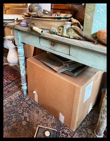 I.3437  ESCRITORIO CELESTE