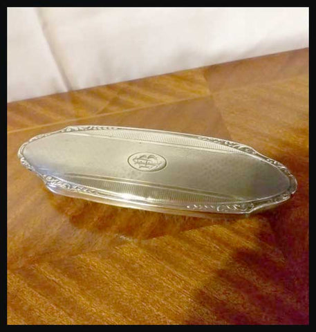 II.2353 ESCOBILLA DE PLATA