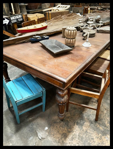 I.4049 GRAN MESA DE LINGUE CON EXTENSIONES