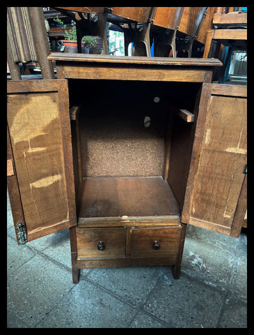 I.3896 PEQUEÑO MUEBLE CON PUERTA