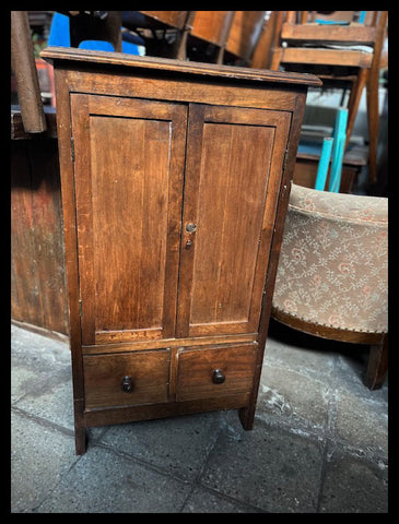 I.3896 PEQUEÑO MUEBLE CON PUERTA