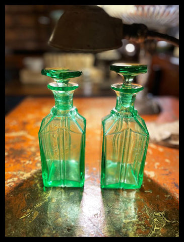 II.3198   PAR DE BOTELLAS VERDES FRANCESAS