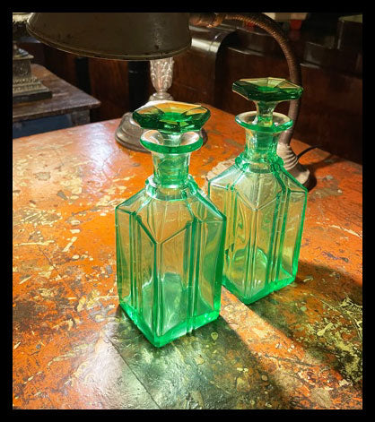 II.3198   PAR DE BOTELLAS VERDES FRANCESAS