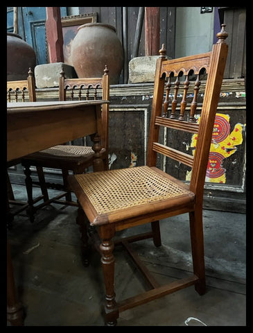 I.4050 SEXTETO DE SILLAS