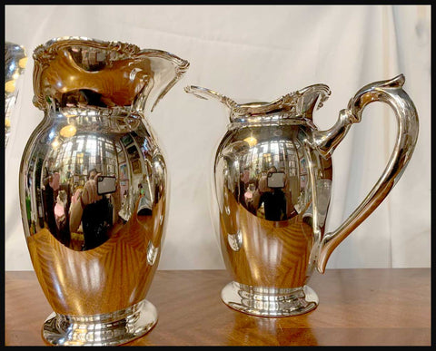 II.2357 PAR DE JARROS DE PLATA GRANDE