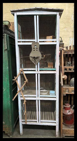 I.3489  PAJARERA DE MADERA