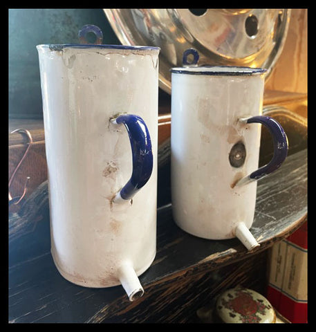 I.3516   PAR DE BOTELLONES ENLOZADOS